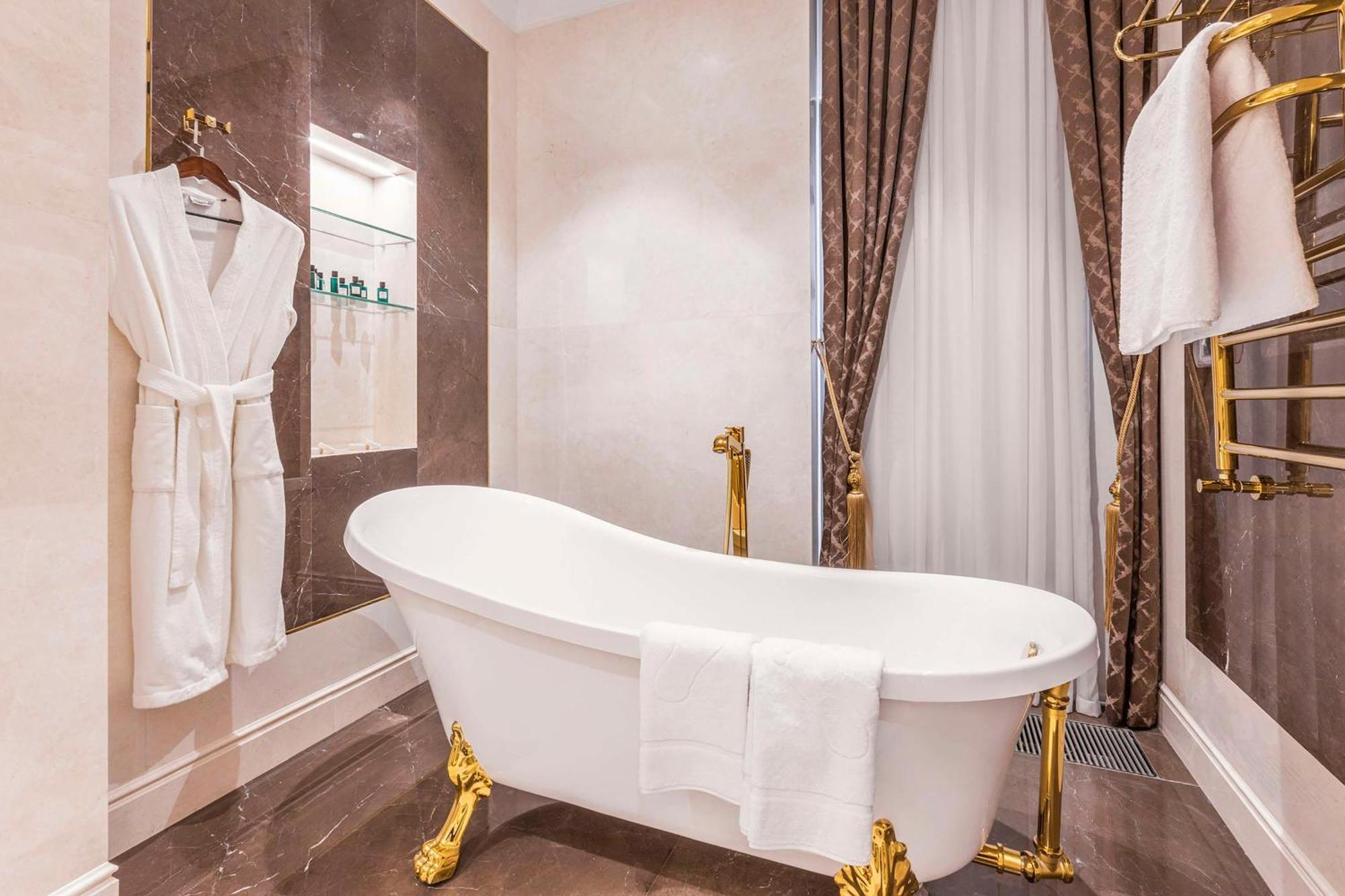 Hilton Garden Inn Samarkand Afrosiyob Extérieur photo